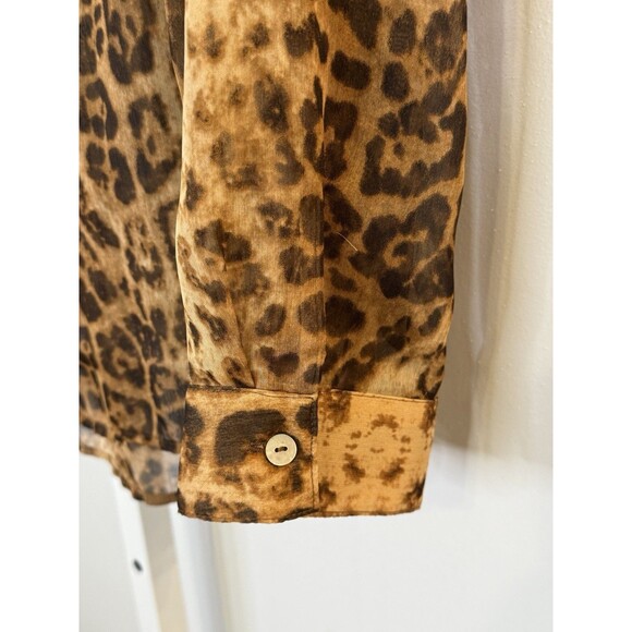Chico’s 2 (M/L) Leopard Print Sheer Blouse Top Button Down Long Sleeve Pockets - Picture 6 of 10